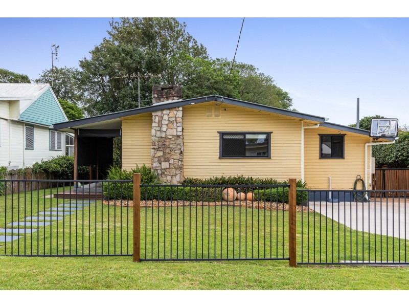 19 David Street, Rockville QLD 4350