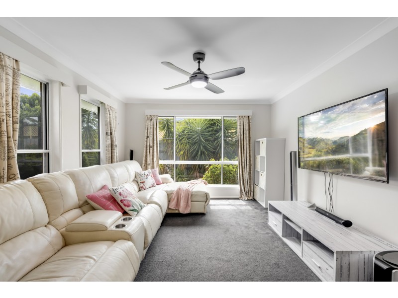 31 Eton Street, Cambooya QLD 4358