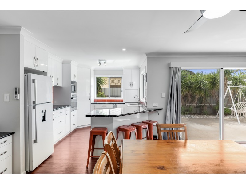 31 Eton Street, Cambooya QLD 4358