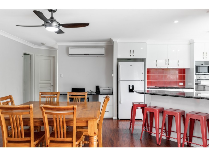 31 Eton Street, Cambooya QLD 4358