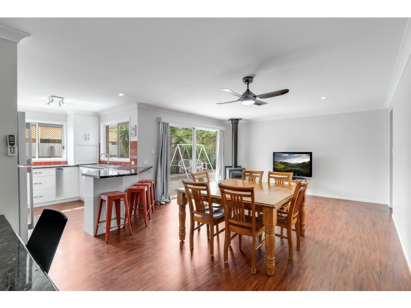 31 Eton Street, Cambooya QLD 4358