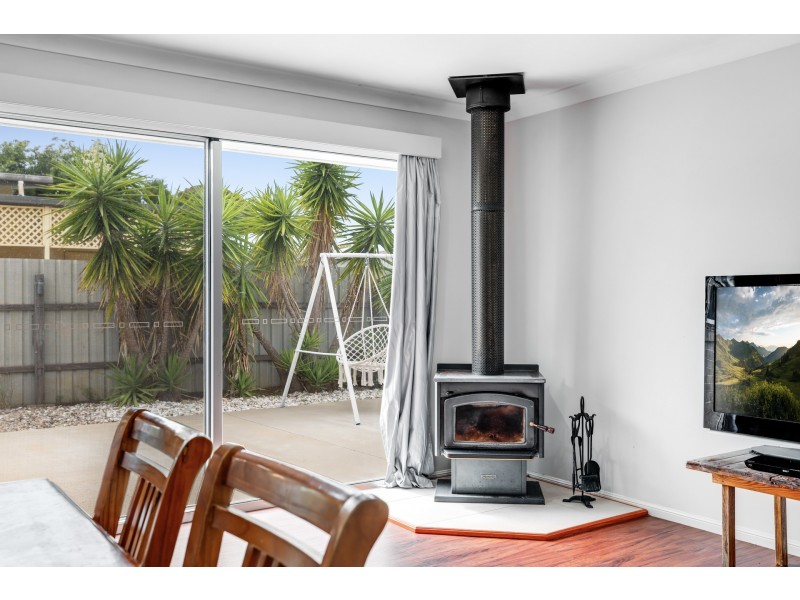 31 Eton Street, Cambooya QLD 4358