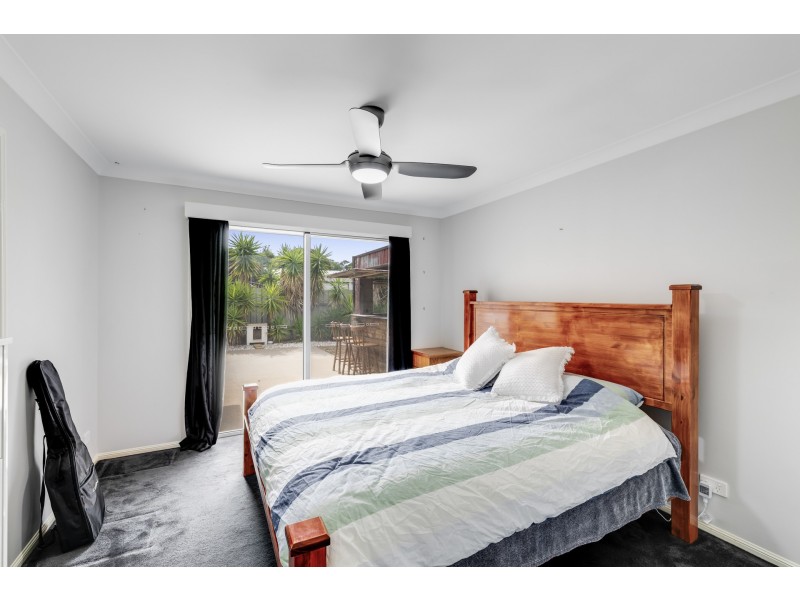 31 Eton Street, Cambooya QLD 4358