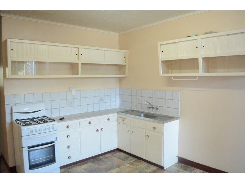 2/122a Russell Street, Toowoomba City QLD 4350