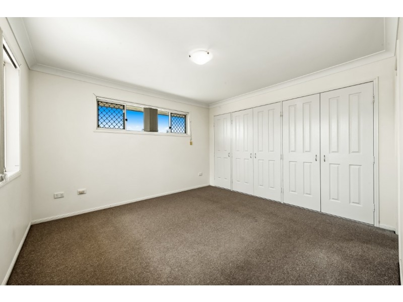 2/4A Blake Street, Wilsonton QLD 4350