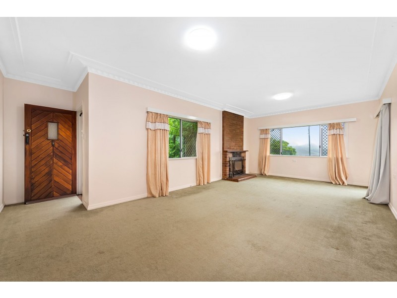 12 Perth Street, Rangeville QLD 4350