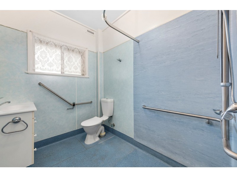12 Perth Street, Rangeville QLD 4350