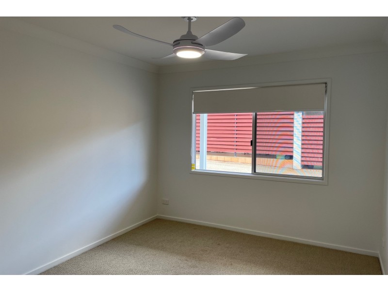 3/267b Geddes Street, Centenary Heights QLD 4350