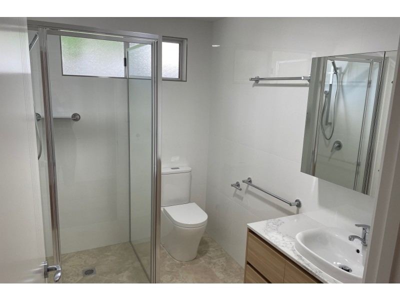 3/267b Geddes Street, Centenary Heights QLD 4350