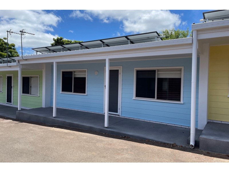3/267b Geddes Street, Centenary Heights QLD 4350