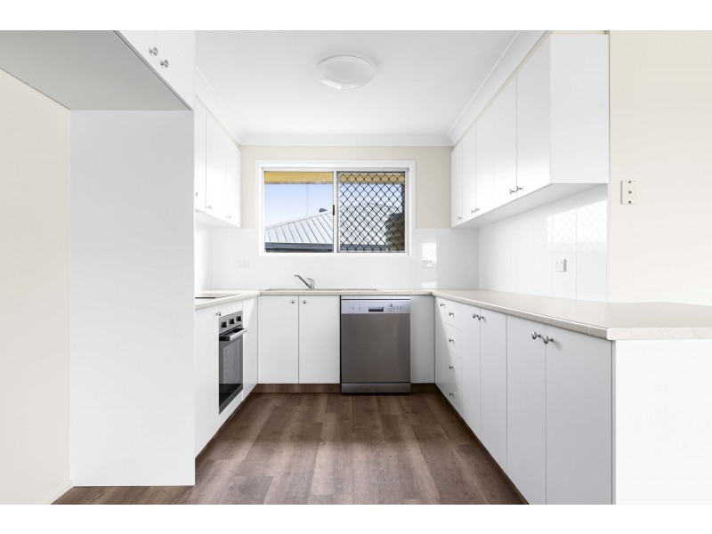 1/5 Rutkin Street, Kearneys Spring QLD 4350