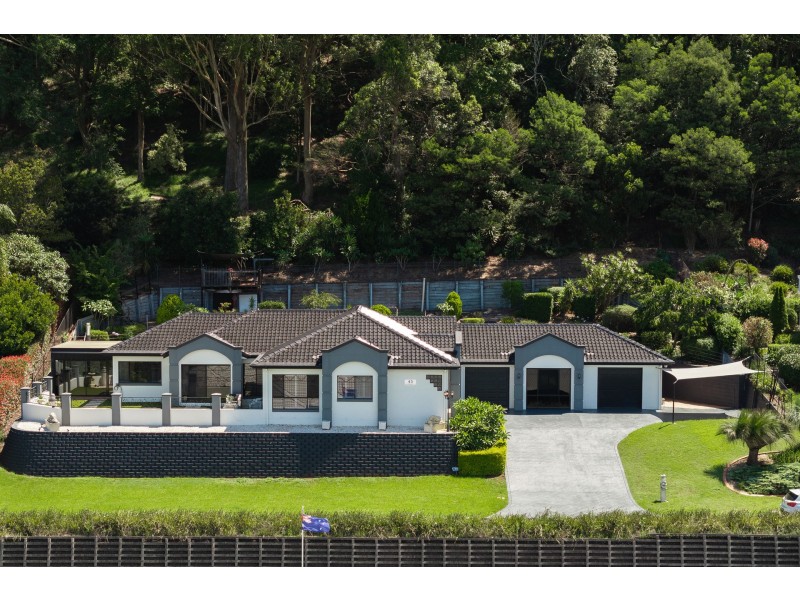 43 Windemere Terrace, Mount Lofty QLD 4350