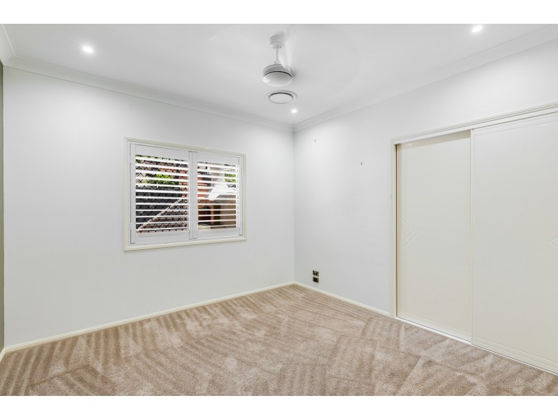 43 Windemere Terrace, Mount Lofty QLD 4350