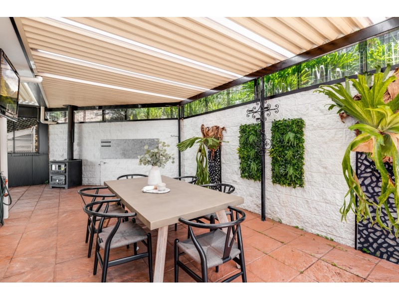 43 Windemere Terrace, Mount Lofty QLD 4350