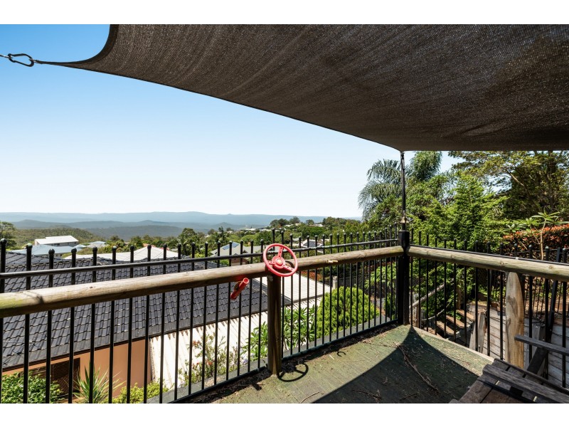 43 Windemere Terrace, Mount Lofty QLD 4350
