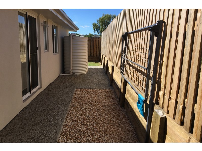 6 McInnes Street, Glenvale QLD 4350