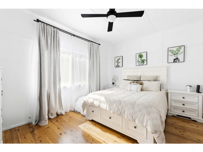 21 Charlotte Street, Newtown QLD 4350