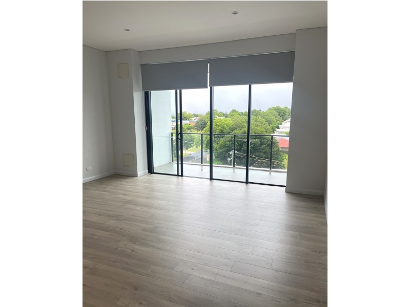 506/677 Ruthven Street, South Toowoomba QLD 4350