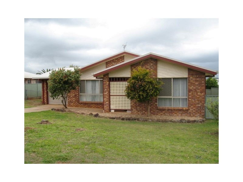 36 Liquidambar Street, Glenvale QLD 4350