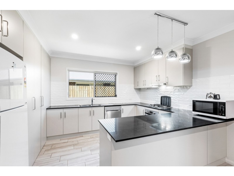 18 Lourdes Street, Middle Ridge QLD 4350