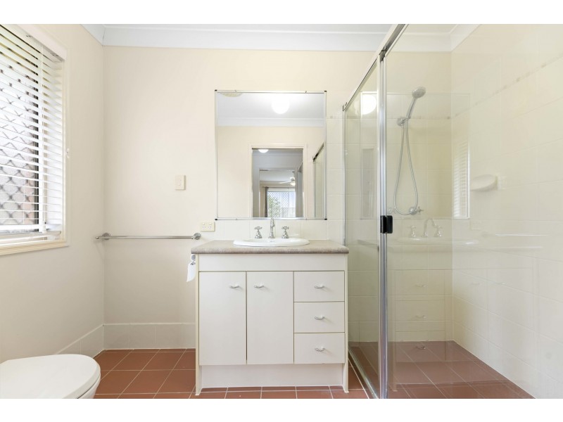 660 Boundary Street, Glenvale QLD 4350