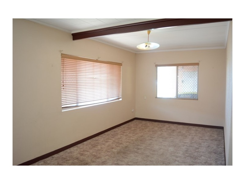 2/122a Russell Street, Toowoomba City QLD 4350