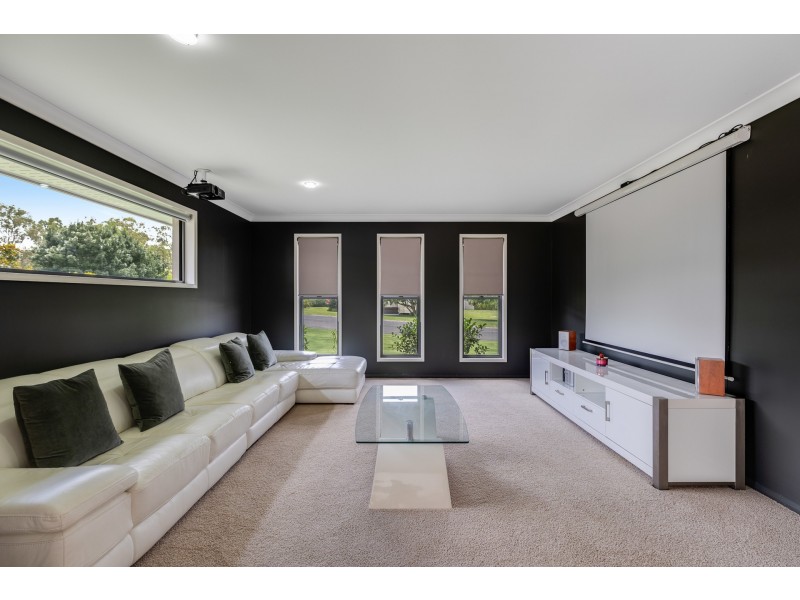 36 Acacia Avenue, Top Camp QLD 4350