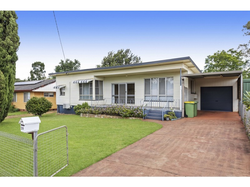 20 David Street, Rockville QLD 4350