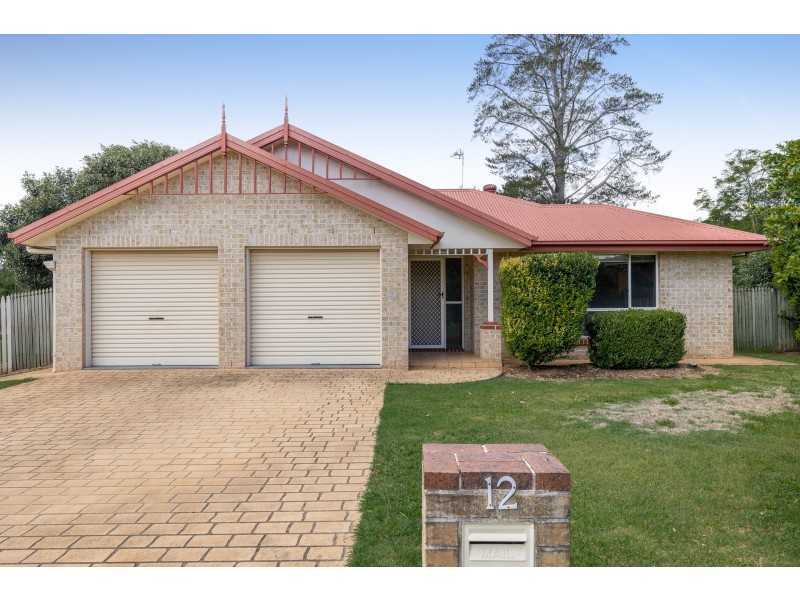 12 Emma Drive, Kearneys Spring QLD 4350