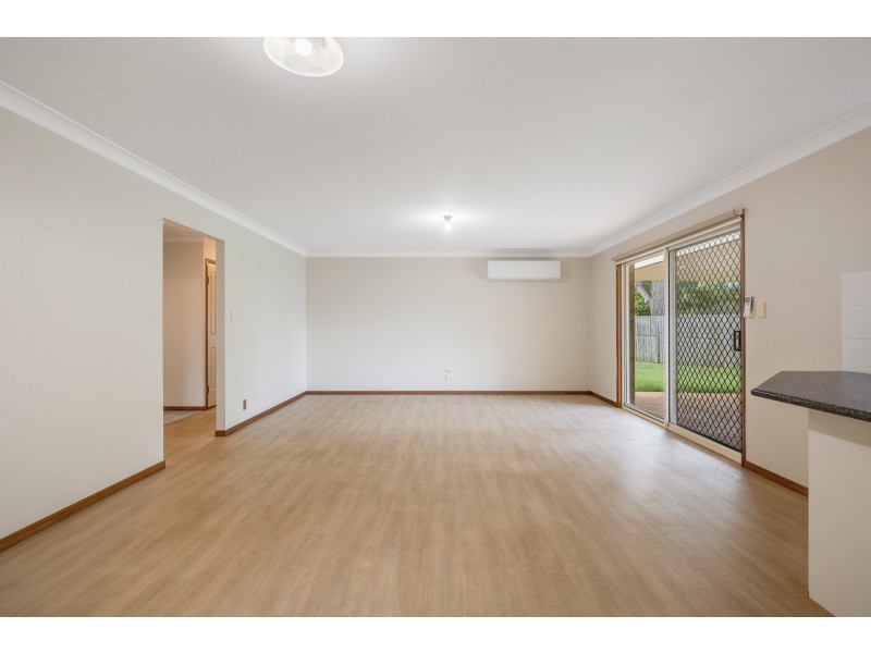 12 Emma Drive, Kearneys Spring QLD 4350