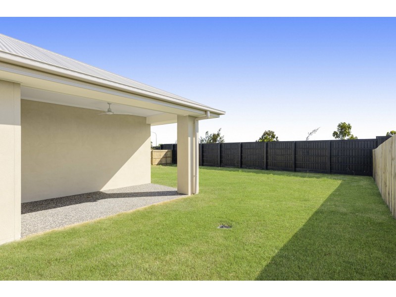 39 Jacana Street, Glenvale QLD 4350