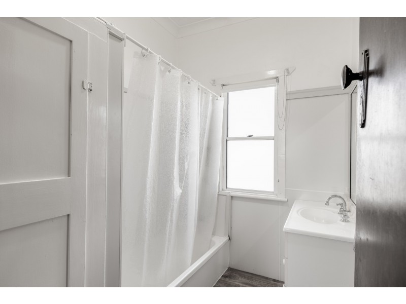 134A Holberton Street, Newtown QLD 4350