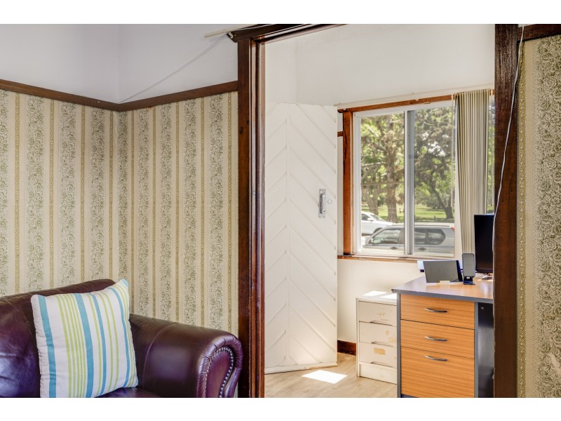 134A Holberton Street, Newtown QLD 4350