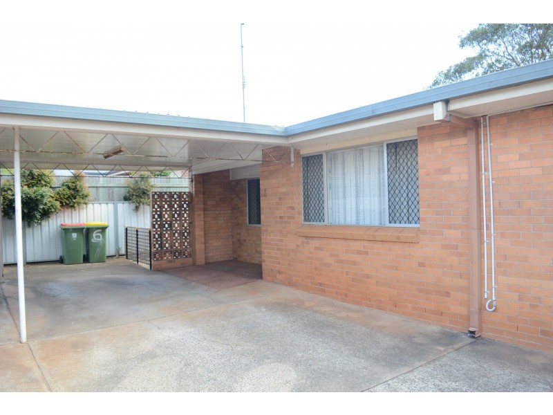 6/348 South Street, Harristown QLD 4350
