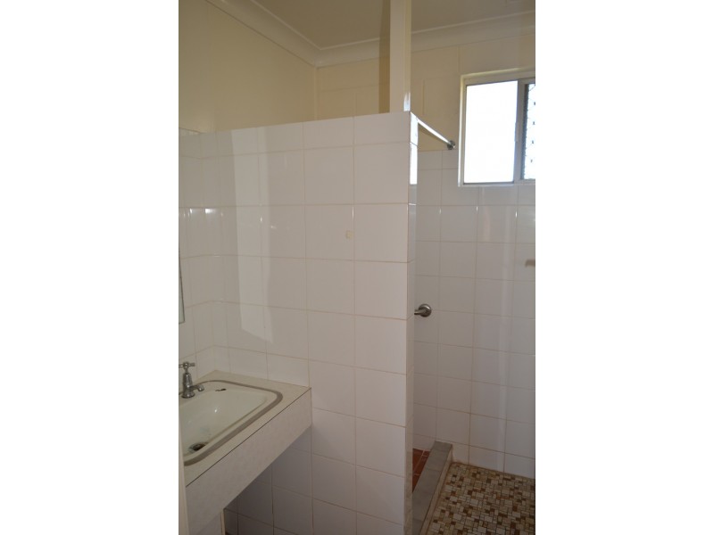 6/348 South Street, Harristown QLD 4350