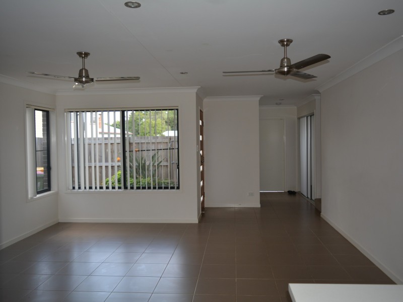 4/15 Gostwyck Street, Newtown QLD 4350