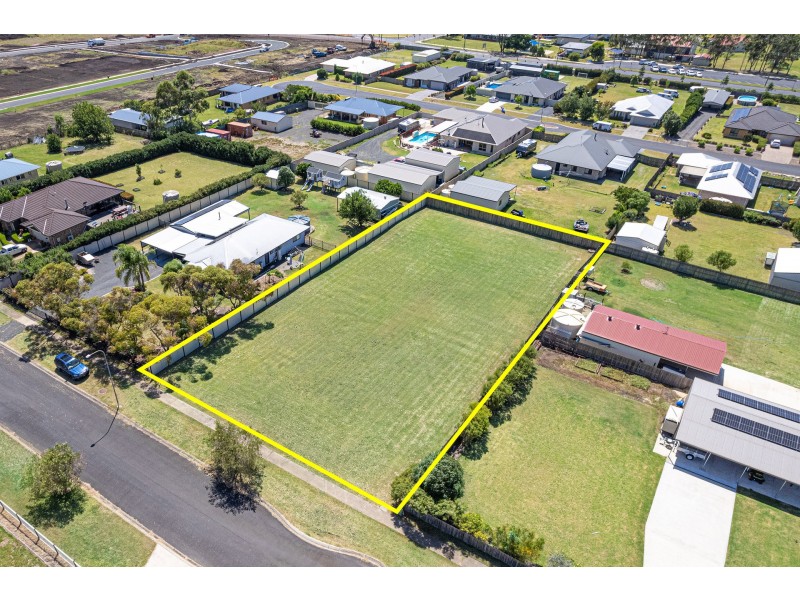 19 Curlew Street, Meringandan West QLD 4352