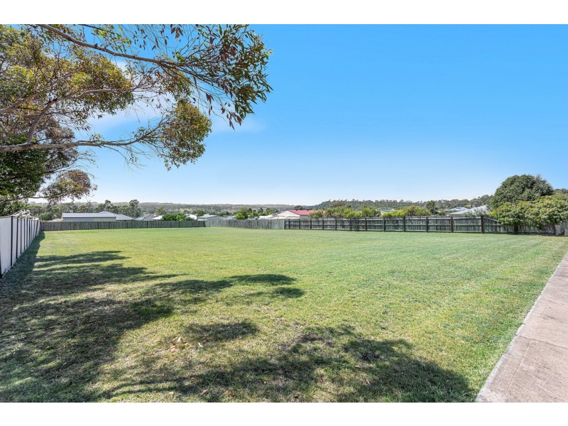 19 Curlew Street, Meringandan West QLD 4352