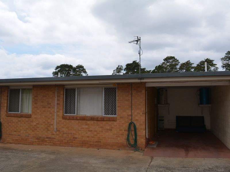 8/348 South Street, Harristown QLD 4350
