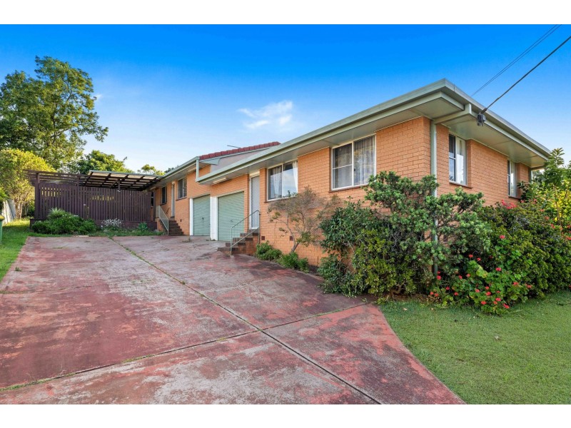 2/24 Chopin Street, Rockville QLD 4350