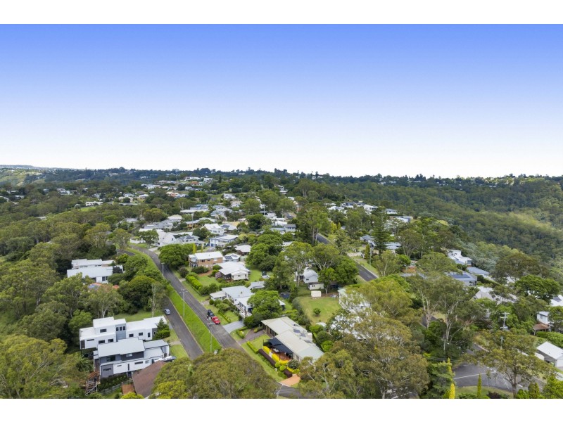 2/1 Panorama Crescent, Prince Henry Heights QLD 4350