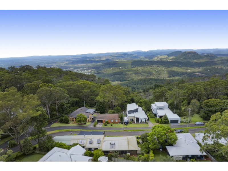 2/1 Panorama Crescent, Prince Henry Heights QLD 4350