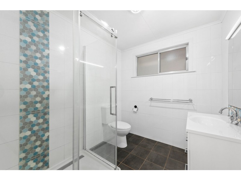 1A Gaydon Street, Newtown QLD 4350