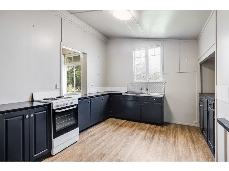 2 Sprott Road, Ellinthorp QLD 4362