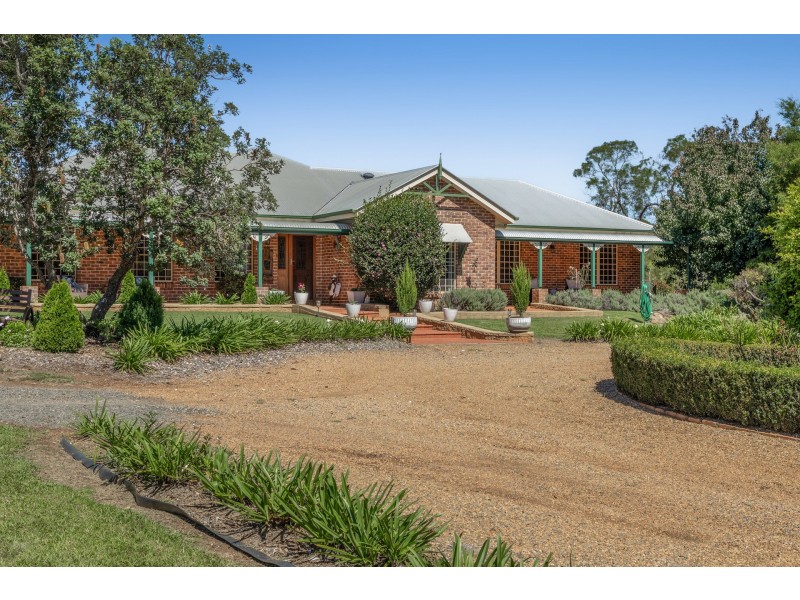 83 Reushle Road, Cabarlah QLD 4352