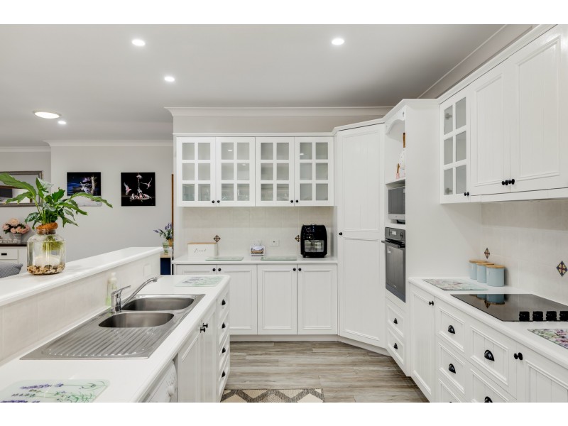 83 Reushle Road, Cabarlah QLD 4352