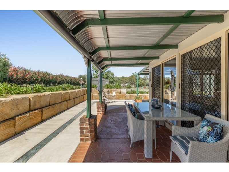 83 Reushle Road, Cabarlah QLD 4352