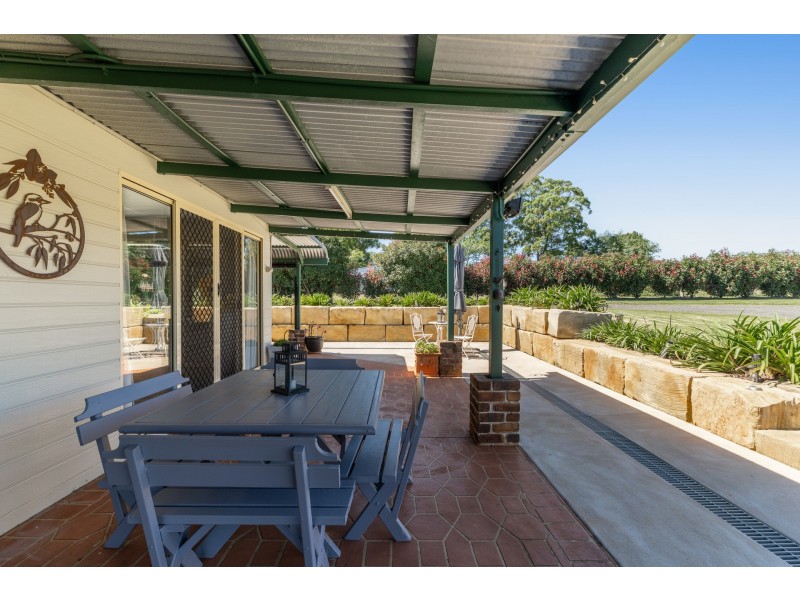 83 Reushle Road, Cabarlah QLD 4352