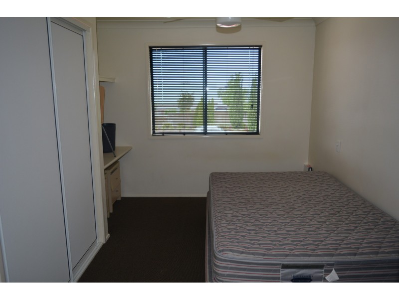 8/1 Uniplaza Court, Kearneys Spring QLD 4350