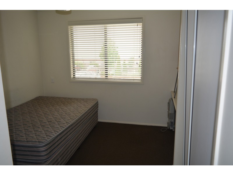 8/1 Uniplaza Court, Kearneys Spring QLD 4350
